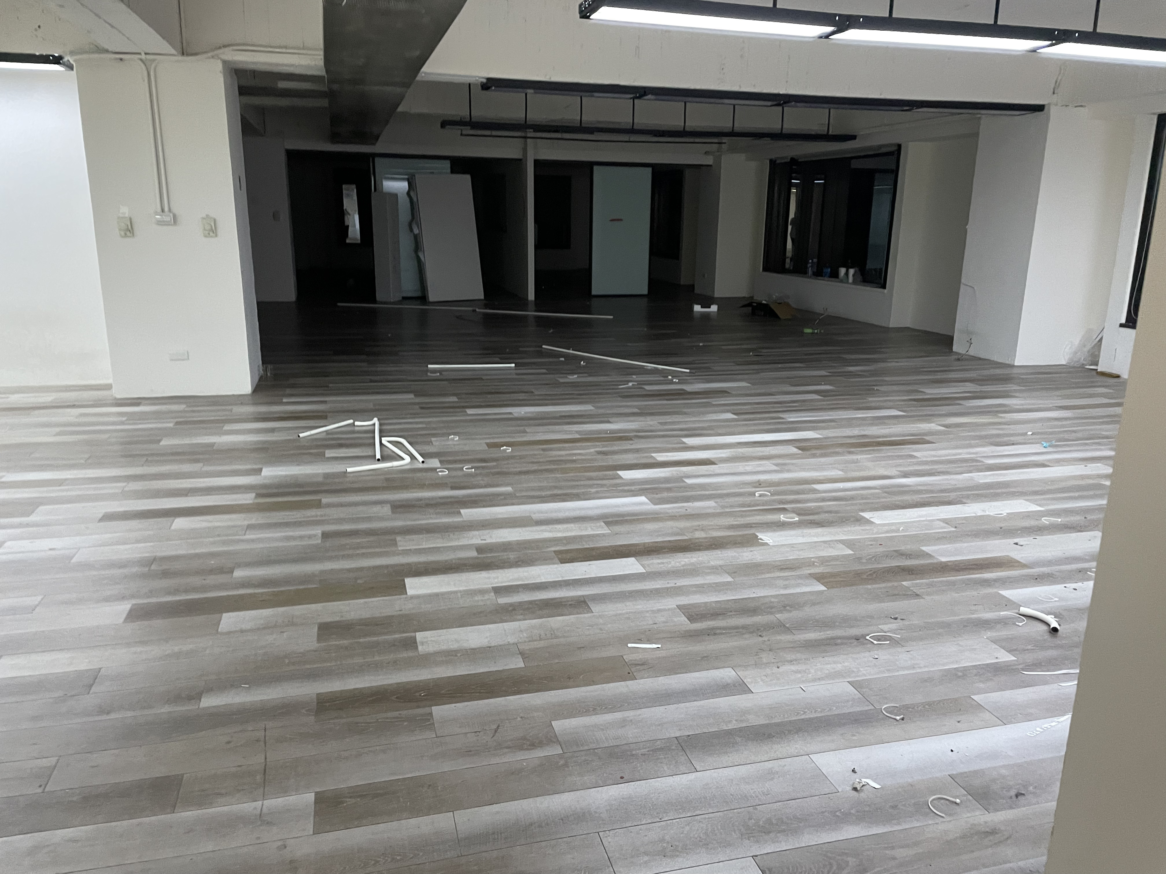 知名科技公司搬遷